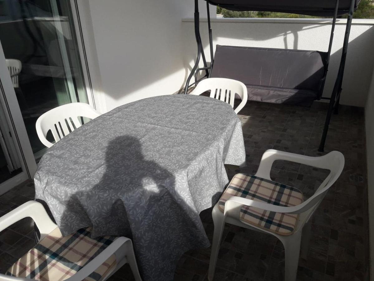 Apartman Sandra Vodice Eksteriør billede