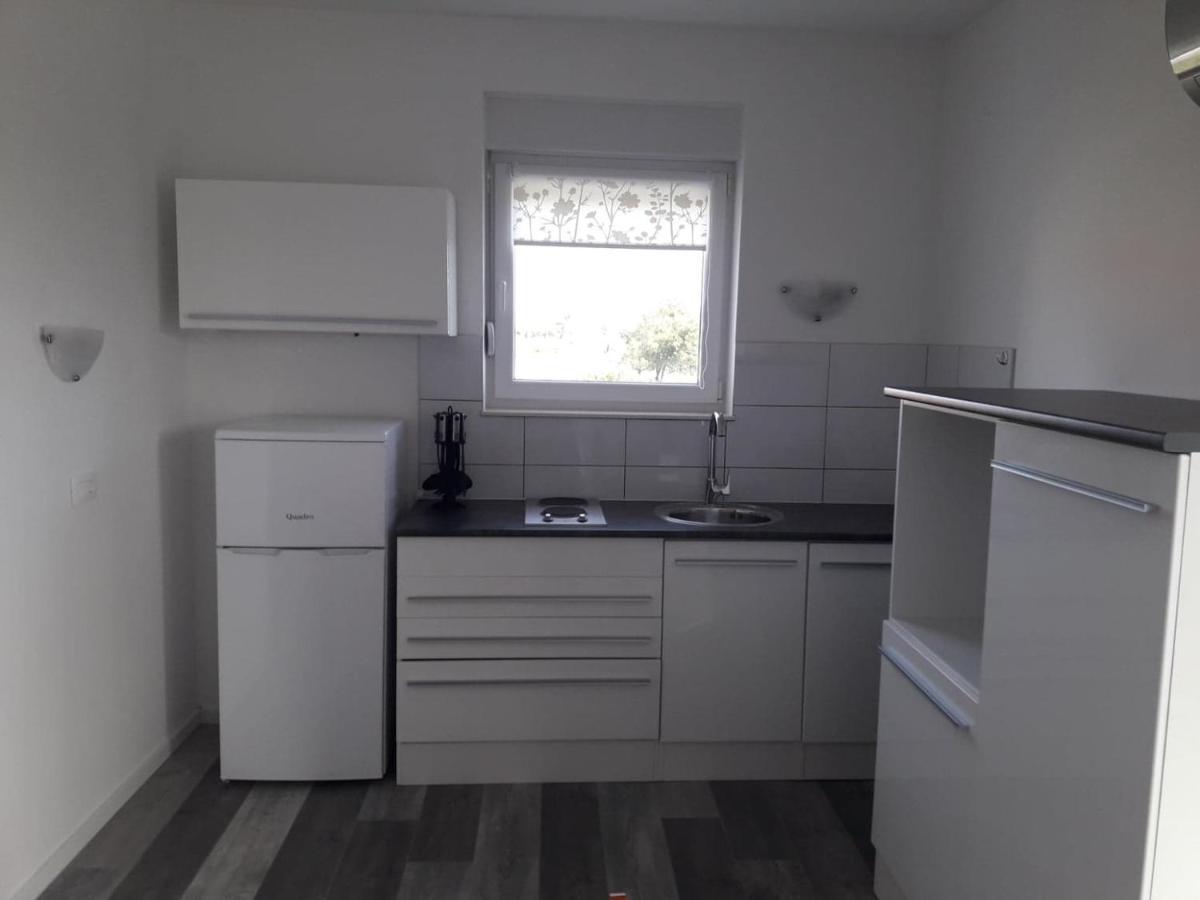 Apartman Sandra Vodice Eksteriør billede